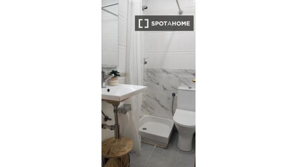 Piso en alquiler en , Barcelona photo 3