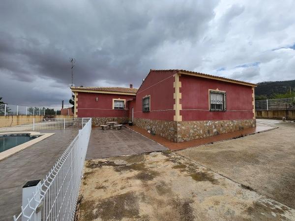 Chalet independiente en venta en  Barrio Ensanche-Diputación, Alicante / Alacant photo 4