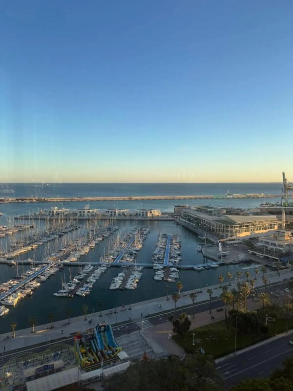 Venta de piso en Barrio Ensanche-Diputación, Alicante / Alacant
photo 4