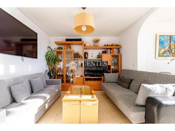 Продажа квартиры в Avenida de Villajoyosa, Аликанте photo 1