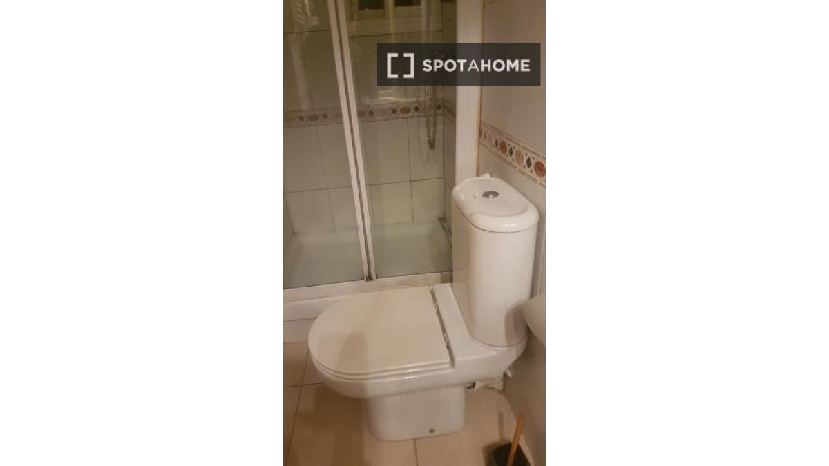 Propiedades en venta y alquiler en España photo 4