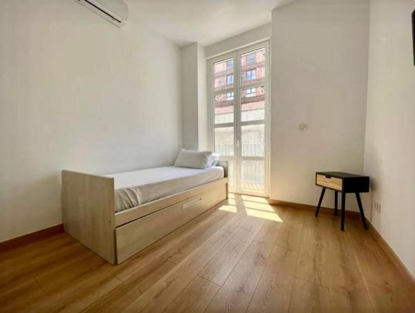 Penthouse na sprzedaż w  Barrio Casco Histórico-Santa Cruz, Alicante / Alacant photo 1