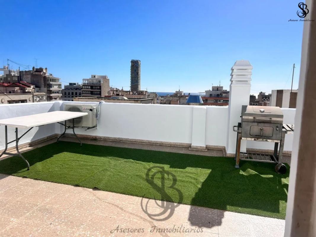 Продажа пентхауса на  Calle Castaños, Аликанте / Алакант photo 2