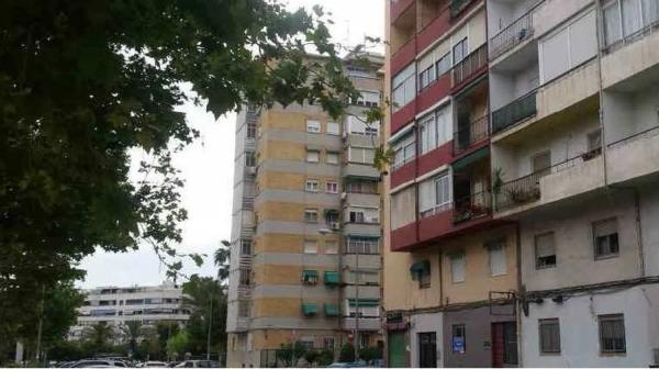 Piso en venta en  Calle Fiscal Miguel Gutiérrez Carbonell, Alicante / Alacant photo