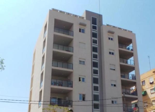 Apartment for sale in  Calle Diputado José Luis Barceló, Alicante / Alacant photo 3