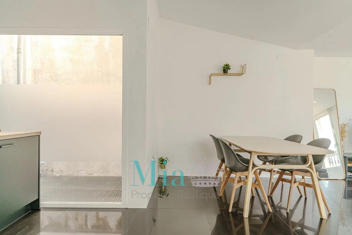Penthouse sale in Barrio Centro Tradicional, Alicante photo 3