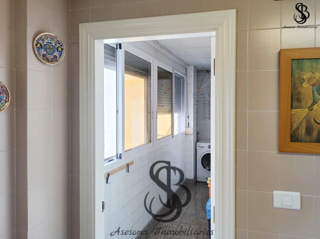 Продажа пентхауса на Avenida Maisonnave, Аликанте / Алакант photo 3
