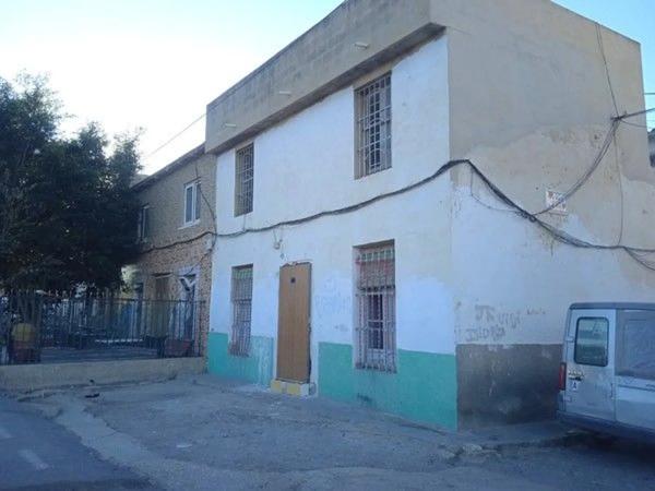 Chalet independiente en venta en  Calle la Mina, Alicante / Alacant photo 2