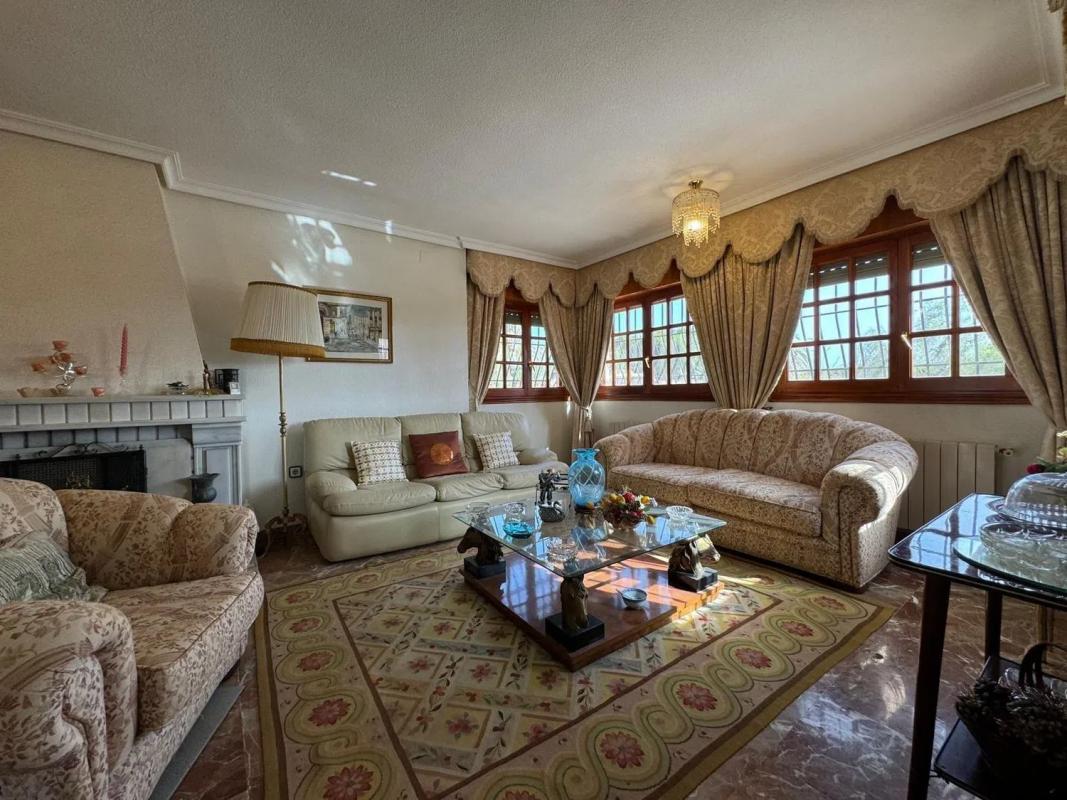 Properties for sale and rent in Spain photo 3