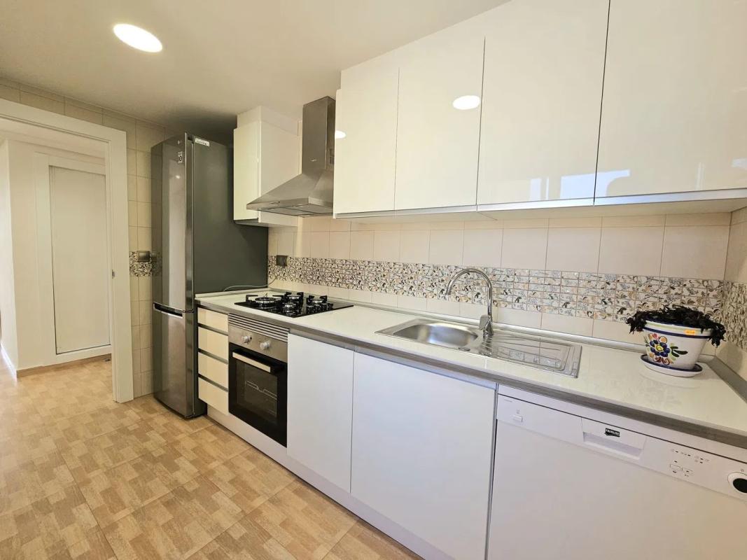 Sale of apartment in Avenida Esportista Miriam Blasco, 6, Alicante
photo 1
