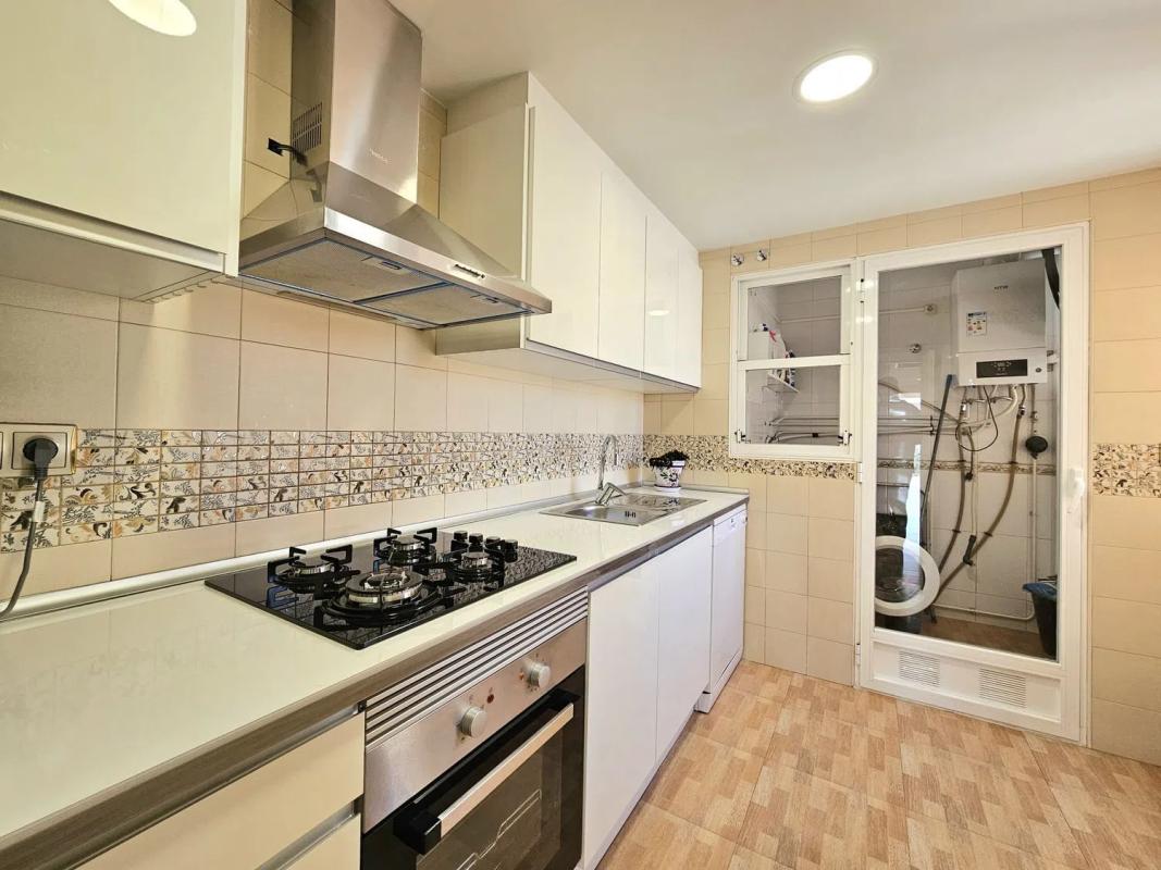 Sale of apartment in Avenida Esportista Miriam Blasco, 6, Alicante
photo 4