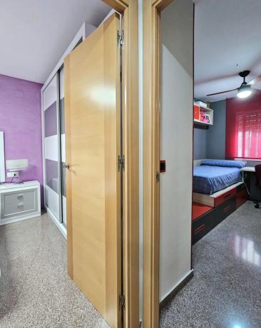 Продажа квартиры в  Calle Pintor Otilio Serrano, Аликанте photo 4