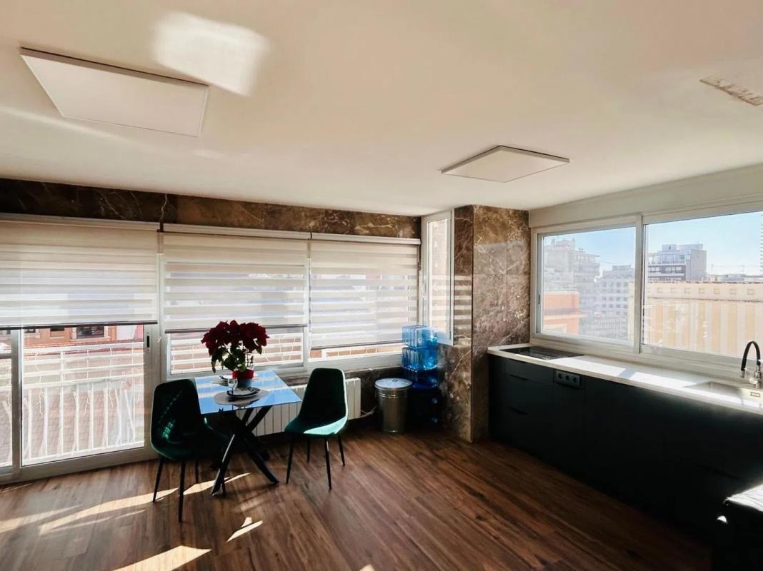 Penthouse sale in Barrio Centro Tradicional, Alicante photo 2