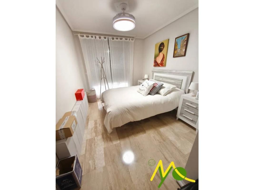 Venta de piso en Avenida de Niza, Alicante / Alacant
 photo 2