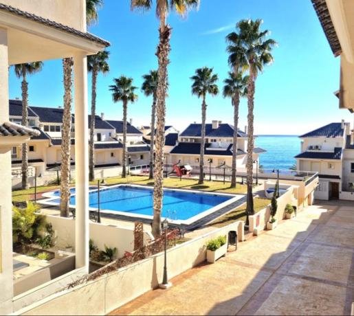 Chalet adosado photo 1