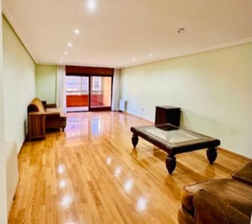 Продажа квартиры в Avenida Doctor Gadea, 24, Аликанте photo 1