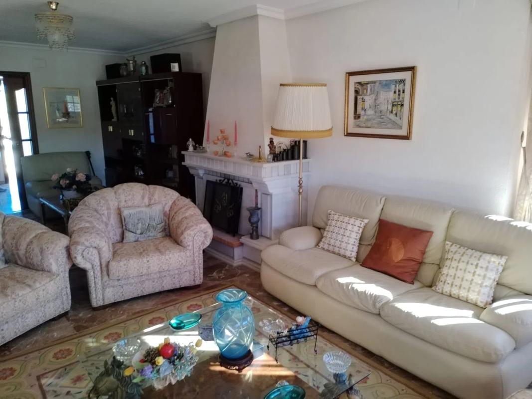 Properties for sale and rent in Spain photo 3