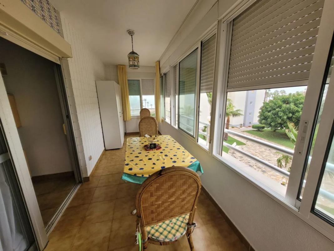 Venta de piso en Barrio El Palmeral-Urbanova-Tabarca, Alicante / Alacant
photo 3