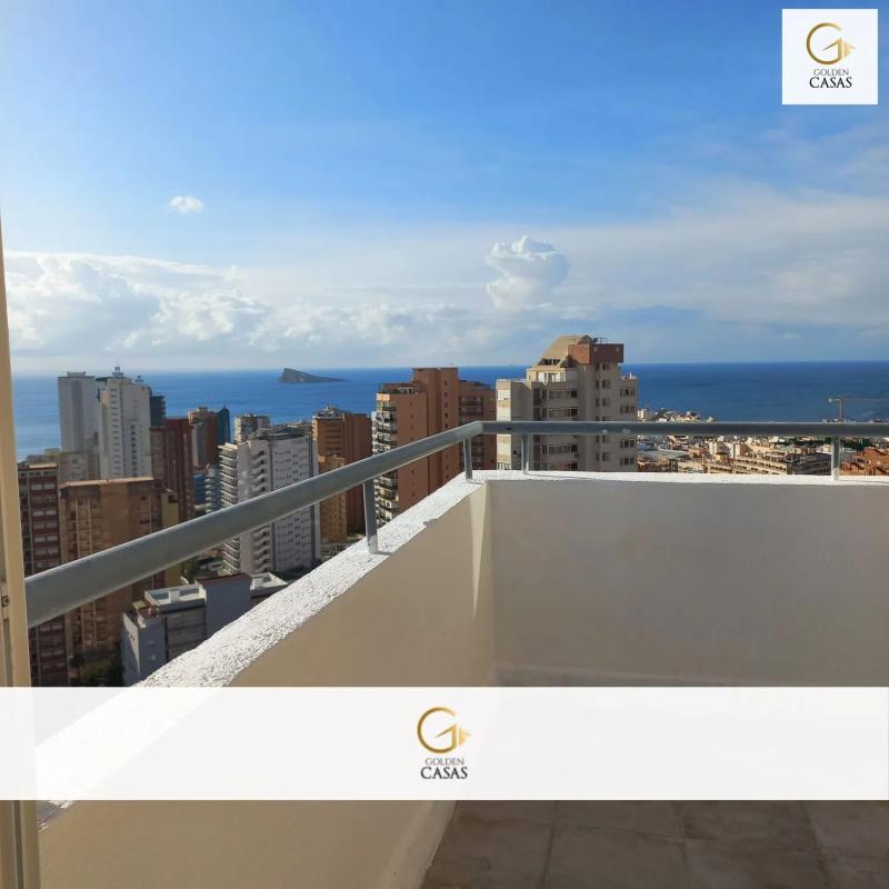 Penthouse sale in  Avenida Alfonso Puchades, Benidorm photo 2
