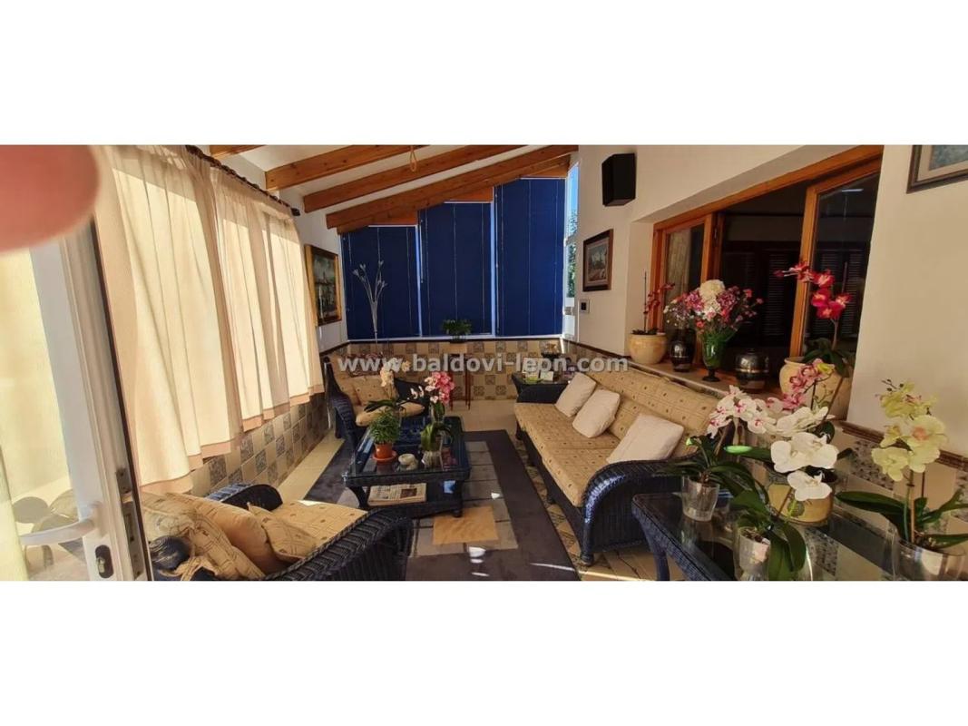 Недвижимость на продажу и в аренду в Испании photo 3