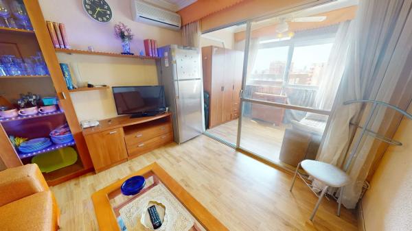 Studio for sale in Avenida de Portugal, Benidorm photo 1