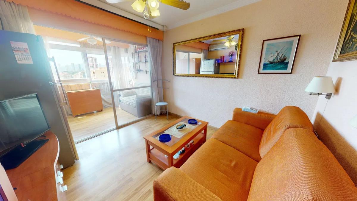 Sale of studio in Avenida de Portugal, Benidorm photo 4