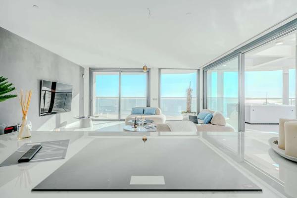 Piso en venta en Avenida República Argentina, Benidorm thumbnail 2