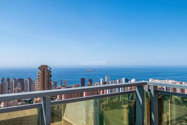 Penthouse for sale in  Pueblo Levante, Benidorm photo 2