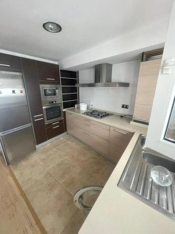 Penthouse na sprzedaż w Calle Emilio Ortuño, Benidorm thumbnail 2