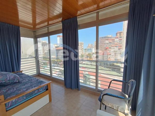 Piso en venta en Playa de Levante, Benidorm thumbnail 3