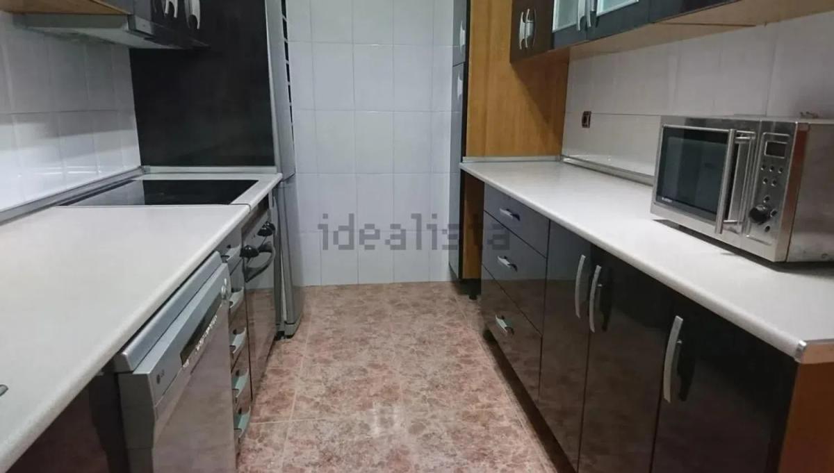 Sprzedaż poddasza w Avenida Callosa D'Ensarrià, Benidorm photo 3