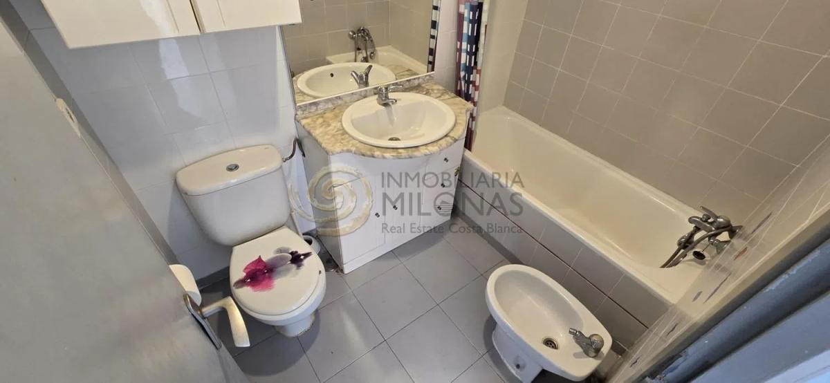 Penthouse sale in Calle Luxemburgo, Benidorm photo 3