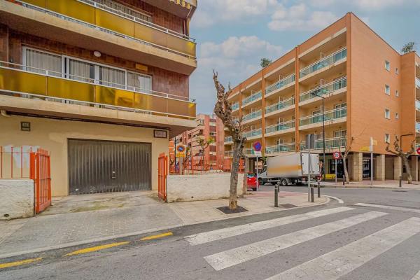 Apartment for sale in Calle de la Virgen de la Almudena, Benidorm thumbnail 2