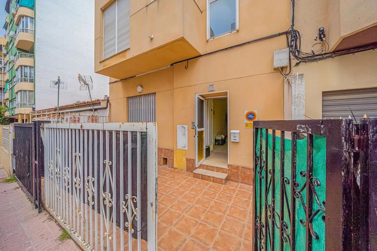 Sale of apartment in Calle de la Virgen de la Almudena, Benidorm
photo 5