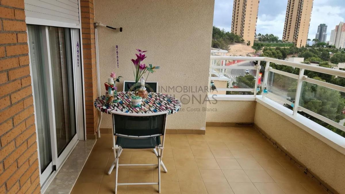 Venta de piso en Pueblo Poniente, Benidorm
photo 1