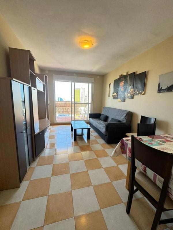 Venta de piso en Pueblo Poniente, Benidorm
photo 1