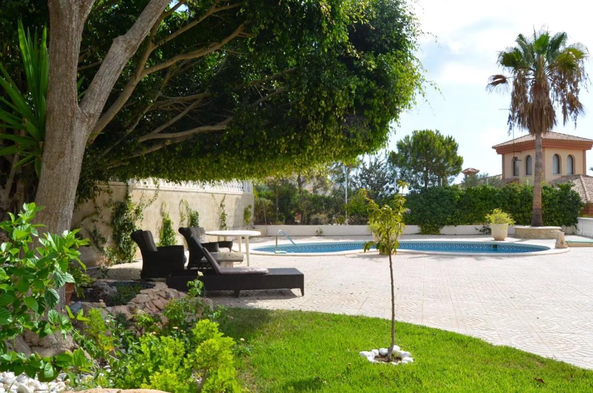 Properties for sale and rent in Spain photo 2