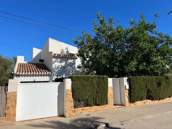 Casa independiente en calle Estribor photo 1