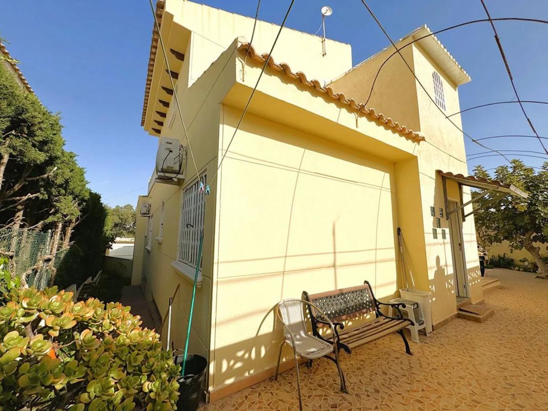 Properties for sale and rent in Spain photo 3