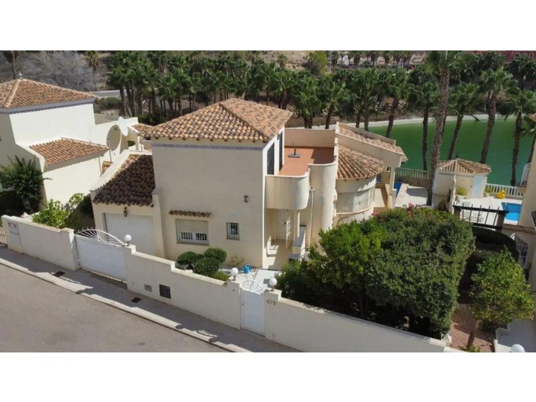 Propiedades en venta y alquiler en España photo 3