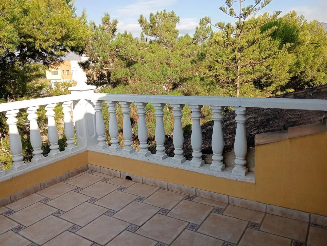 Properties for sale and rent in Spain photo 2