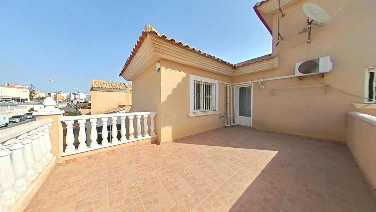 Недвижимость на продажу и в аренду в Испании photo 1