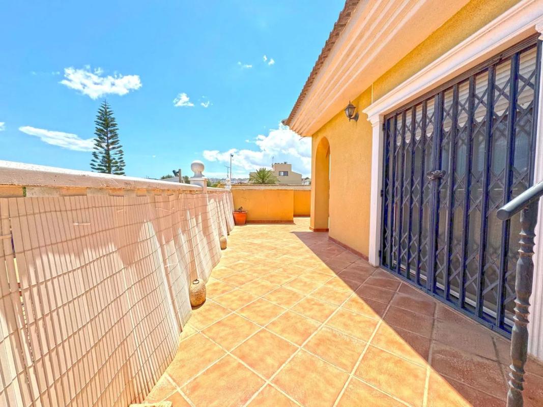 Продажа отдельного шале в Calle Levante Bal, 33, Торревьеха photo 2