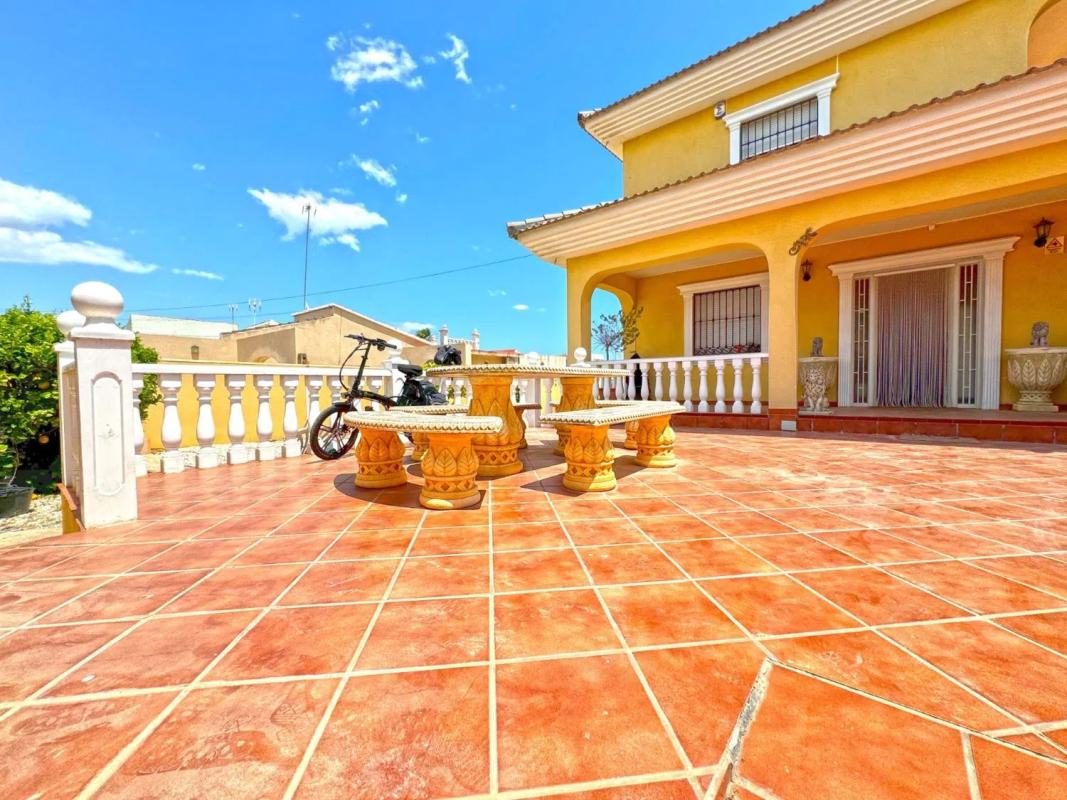 Продажа отдельного шале в Calle Levante Bal, 33, Торревьеха photo 5