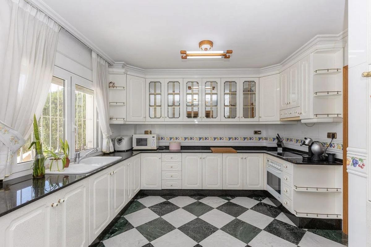 Недвижимость на продажу и в аренду в Испании photo 5