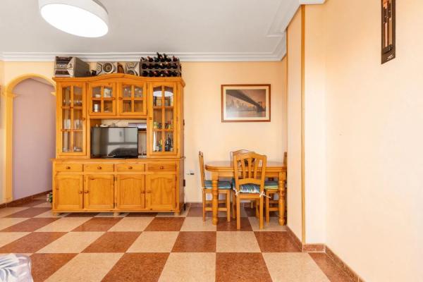 Mieszkanie na sprzedaż w  Calle Mayor, Torrevieja photo 2