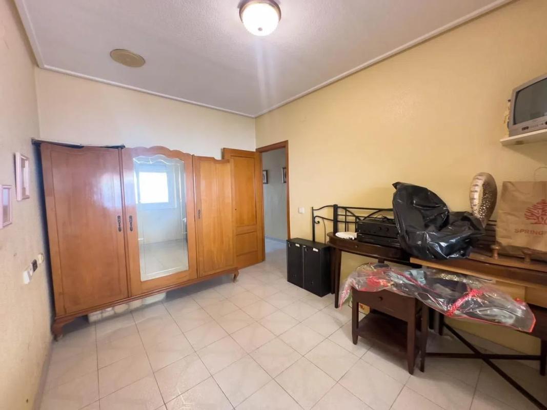Properties for sale and rent in Spain photo 4