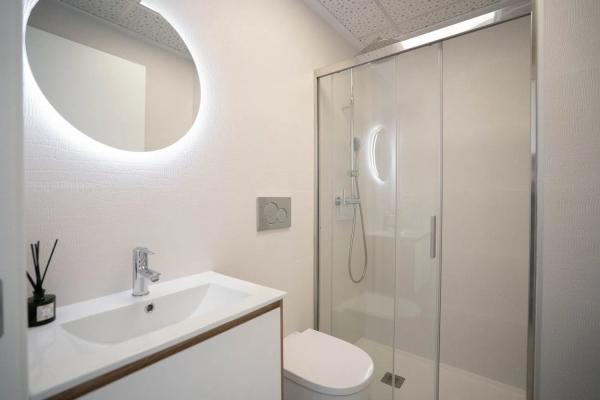 Apartment for sale in  Calle Ramón Gallud, Torrevieja photo 2