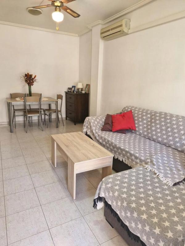 Venta de piso en Barrio La Veleta, Torrevieja
photo 5