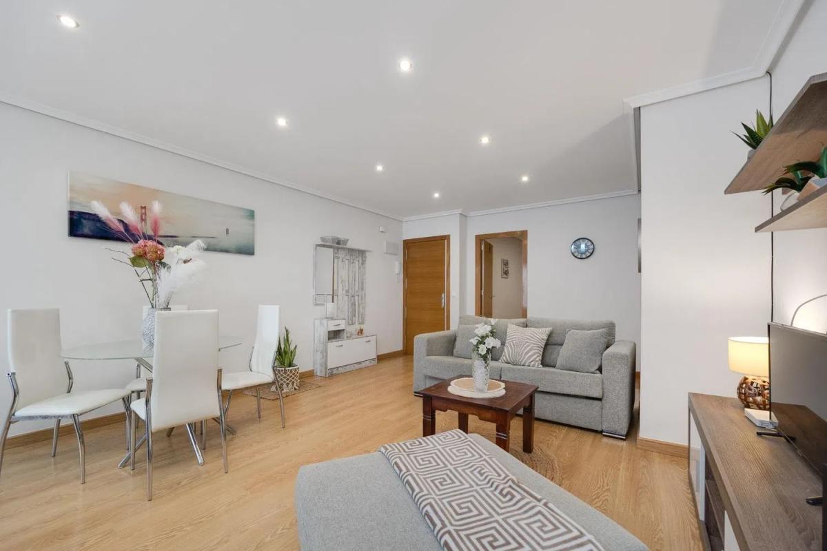 Venta de piso en Calle Joven Pura, 10, Torrevieja
 photo 3